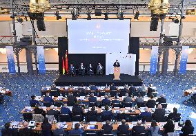Xinhua Headlines: China, Germany aim for steady progress in economic cooperation