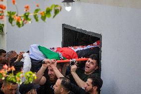 Israel Kills 1 And  Injures 2 In West Bank Raid - Nablus