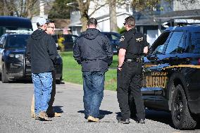 Onondaga County Sheriff Crime Lab Collects Evidence At Suspect Residence