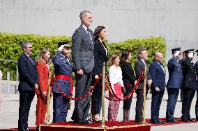 Royals attend farewell ceremony before their trip to Netherlands - Madrid
