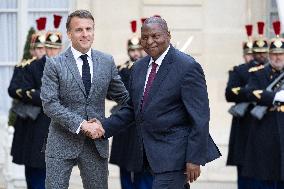 Emmanuel Macron welcomes President of Central African Republic - Paris