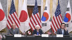 U.S., Japan, South Korea finance ministers in Washington