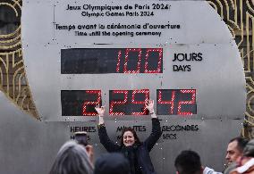 (SP)FRANCE-PARIS-OLYMPIC GAMES-100-DAY COUNTDOWN