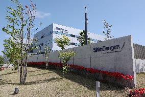 Signboard and logo of ShinDengen