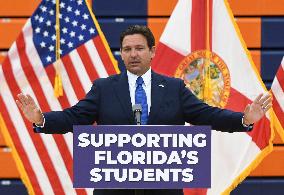 Florida Governor Signs Bills Allowing Chaplain Programs And Patriotic Organizations In Florida Schools