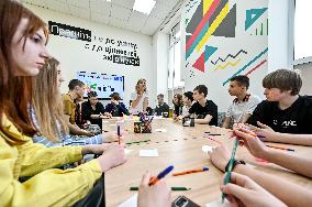 Center for youth from occupied territories opens in Zaporizhzhia