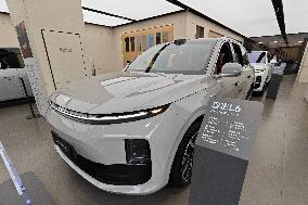 Li Auto L6 New Energy Vehicle Released