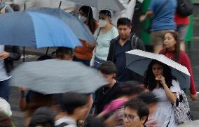 After Registering An All-time High Of 34.2 Degrees Celsius In Mexico City, Rain Is Recorded