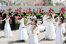 CHINA-SHANDONG-QINGDAO-MUSIC-PERFORMANCE (CN)