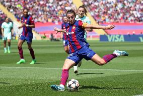 FC Barcelona v Chelsea FC Women: Semi-final First Leg - UEFA Women's Champions League