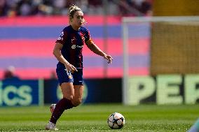 FC Barcelona v Chelsea FC Women: Semi-final First Leg - UEFA Women's Champions League