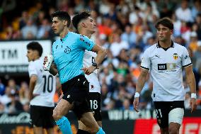 Valencia CF v Real Betis - LaLiga EA Sports