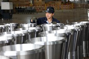 China New Material Manufacturing Industry