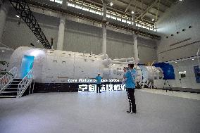 CHINA-HUBEI-WUHAN-AEROSPACE EXHIBITION-MEDIA PREVIEW (CN)