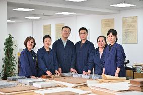 CHINA-TIANJIN-ANCIENT BOOKS RESTORING-EXPERT (CN)