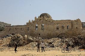 MIDEAST-GAZA-KHAN YOUNIS-LANDMARK-DESTROYED BARQUQ CASTLE