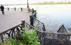 Flooding in Kyivs Obolonskyi district