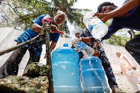 Water Crisis In The Hot Summer Day - Bangladesh