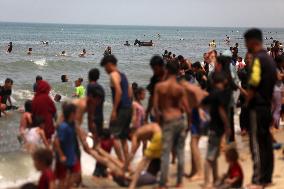 On Beaches In Palestine