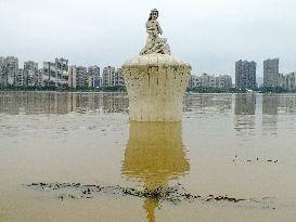 Flood Receding in Qingyuan