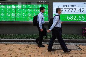JAPAN-TOKYO-STOCK MARKET-FALL