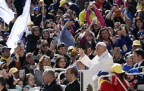 Pope Francis Meets Members Of Italian Catholic Action - Vatican