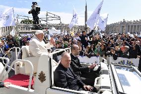 Pope Francis Meets Members Of Italian Catholic Action - Vatican