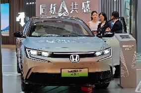 Honda Pure Electric Car Promotion in Shanghai