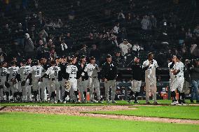 Tampa Bay Rays At Chicago White Sox Major League Baseball Matchup In Chicago Illinois