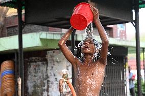 Heatwave Weather In Dhaka.
