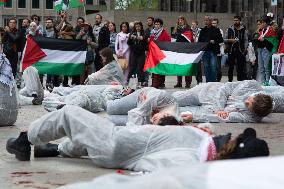 Performance Art For Killed Children In Gaza In Cologne