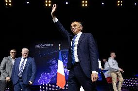 Zemmour Holds A Campaign Meeting - Lille