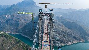 CHINA-GUIZHOU-BRIDGE-CLOSURE (CN)