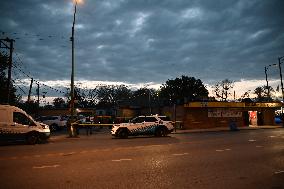 39-year-old Male Victim Shot In Parking Lot In Chicago Illinois