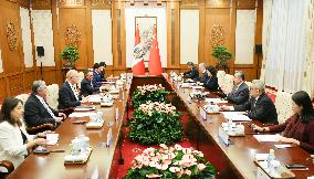 CHINA-BEIJING-WANG YI-PERU'S FOREIGN MINISTER-TALKS (CN)