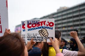 Press Conference Demands U.S. Government To Properly Supervise American Company Costco