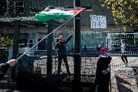 Students Set Up Anti-Israel Encampment - Vancouver