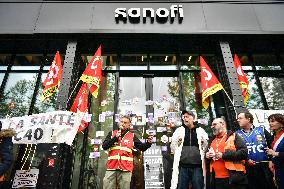 Sanofi Job Cuts Protest - Paris