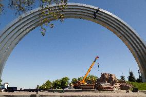 Monument to Pereiaslav Agreement to be dismantled in Kyiv