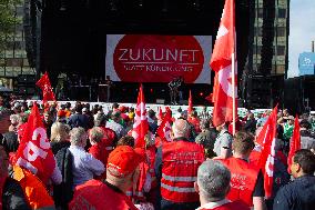 Thousands Thyssenkrupp Workers Go On Strike In Duisburg