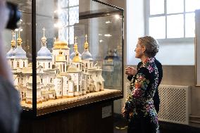 Duchess Of Edinburgh First Royal To Visit Ukraine Since Russia's Invasion - Kyiv