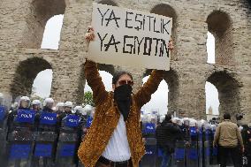 Police Attack May Day Demonstration In Istanbul