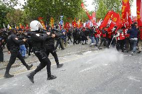 Police Attack May Day Demonstration In Istanbul