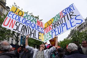 Demonstration and Annual Rally For Labour Day - Paris