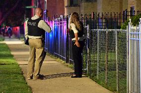 Male Assaults Female In Physical Altercation And Female Fatally Stabs Male In Chicago Illinois
