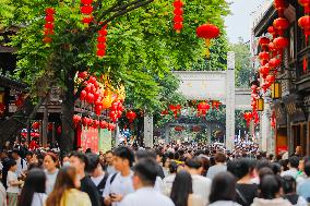 Tourism Economy During May Day in Fuzhou
