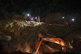 CHINA-GUANGDONG-EXPRESSWAY-COLLAPSE-RESCUE (CN)