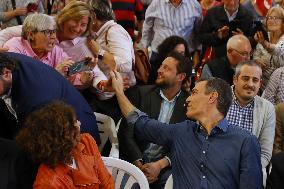 Pedro Sanchez Holds A Campaign Rally - Barcelona