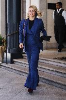 Michelle Hunziker Arrives At The Hotel Palazzo Parigi For Lunch - Milan
