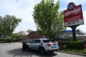 21-year-old Male Shot In Parking Lot Of Wendys Fast Food Resaurant In Chicago Illinois